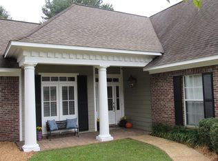 7952 Kristen Ln, Meridian, MS 39305