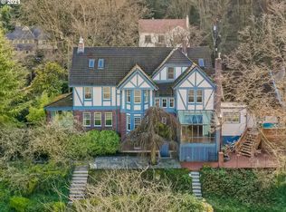 2911 NW Cornell Rd, Portland, OR 97210