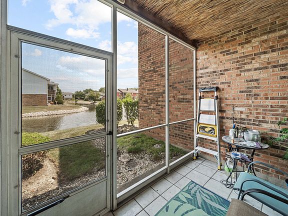 2nd image of 7215 Willow Way Ln #10-A
