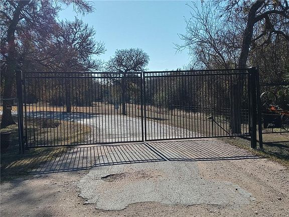 3rd image of 1129 Penion Dr #B