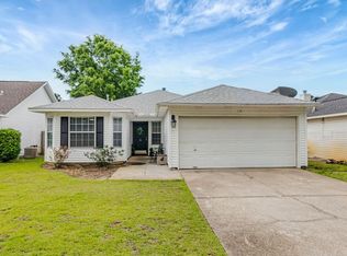 74 Ruby Cir, Mary Esther, FL 32569