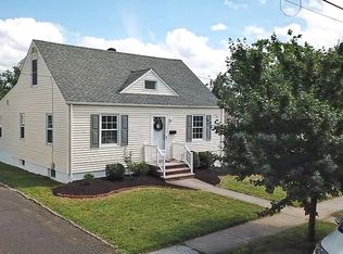 520 Carleton St, Bound Brook, NJ 08805