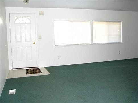 3rd image of 529 8th Ave N