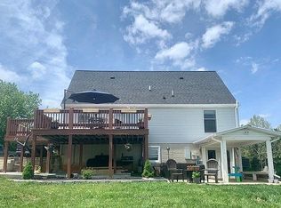 33 Serendipity Ln, Crimora, VA 24431