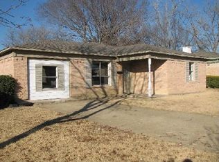 901 E Vista Dr, Garland, TX 75041