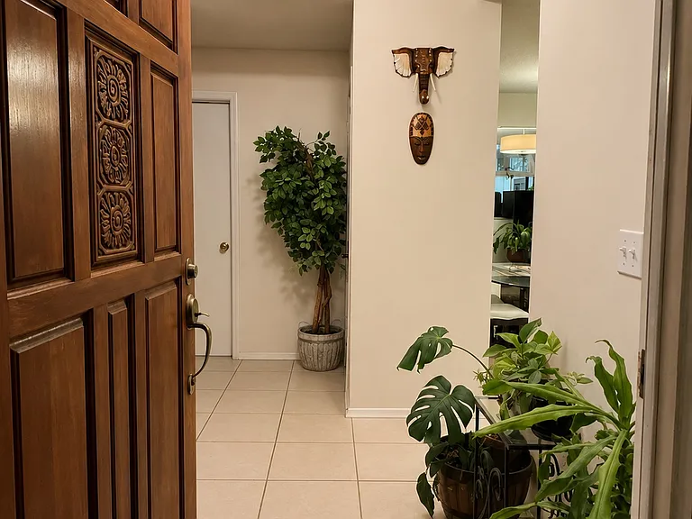 Laguna Ln — Photo 8