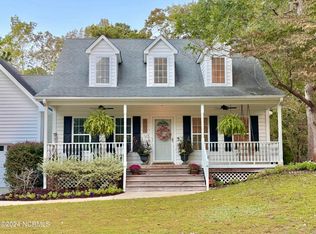 102 Coots Trl, Hampstead, NC 28443