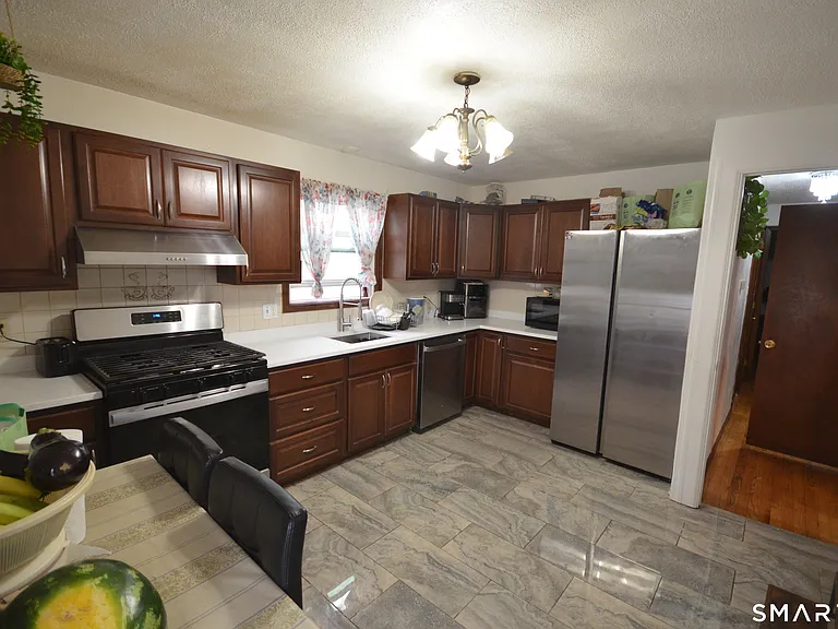 430 Berkeley Rd — Photo 7
