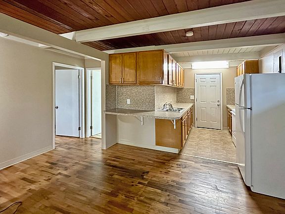 3rd image of 3221 94th St S #B
