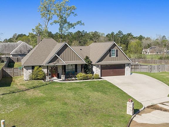 3rd image of 111 Shortleaf Dr