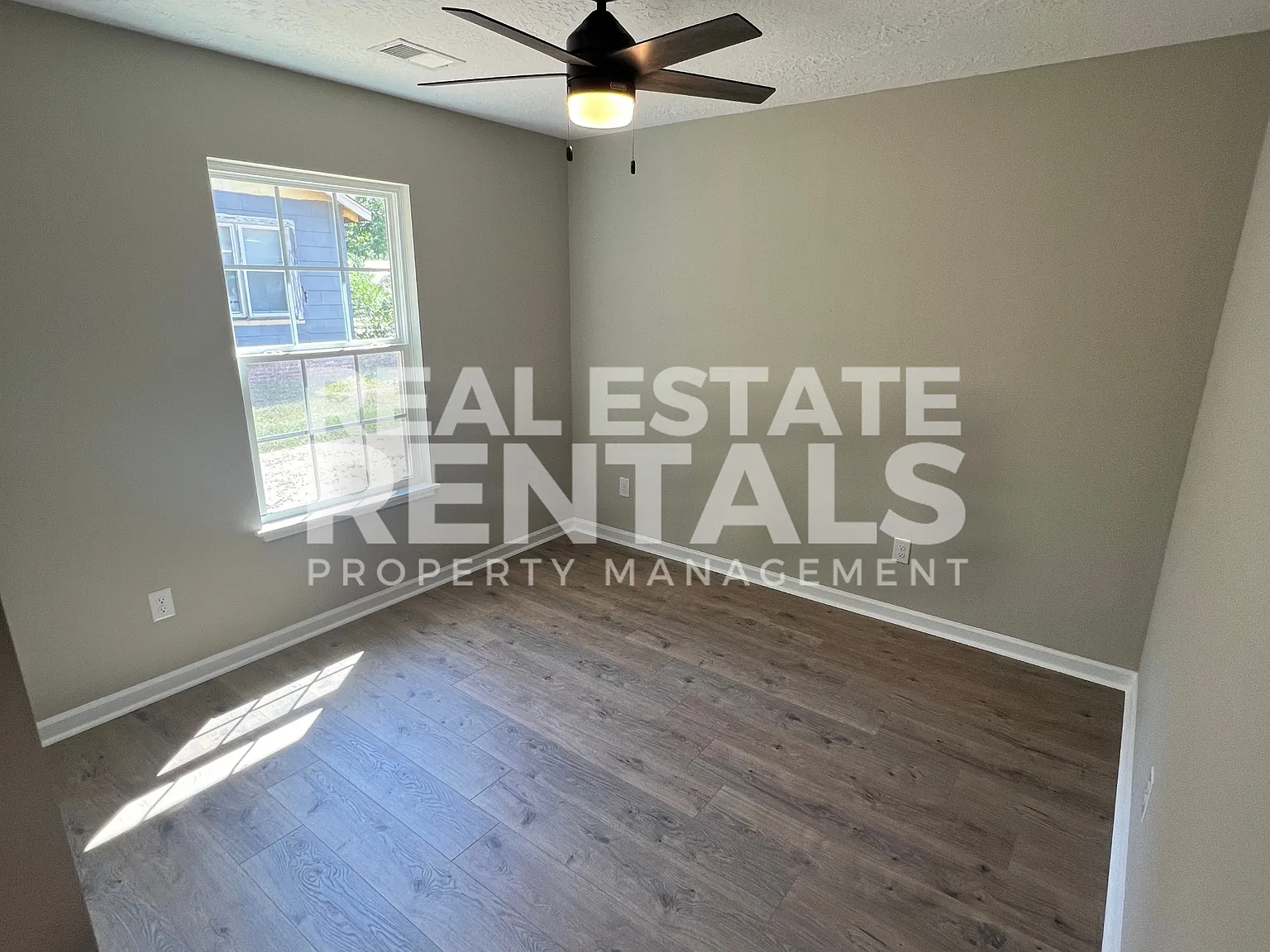 802 Raley Street- #2 - 1 — Photo 4