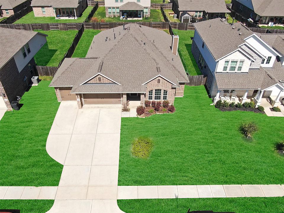 1st image of 614 Yoke Dr