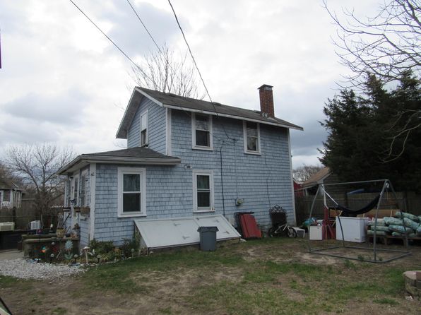 60 11th Street, Wareham, MA 02571