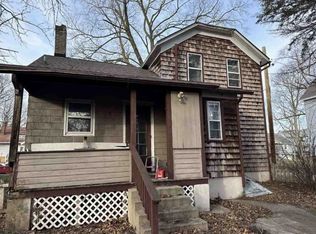 821 S Float Ave, Freeport, IL 61032