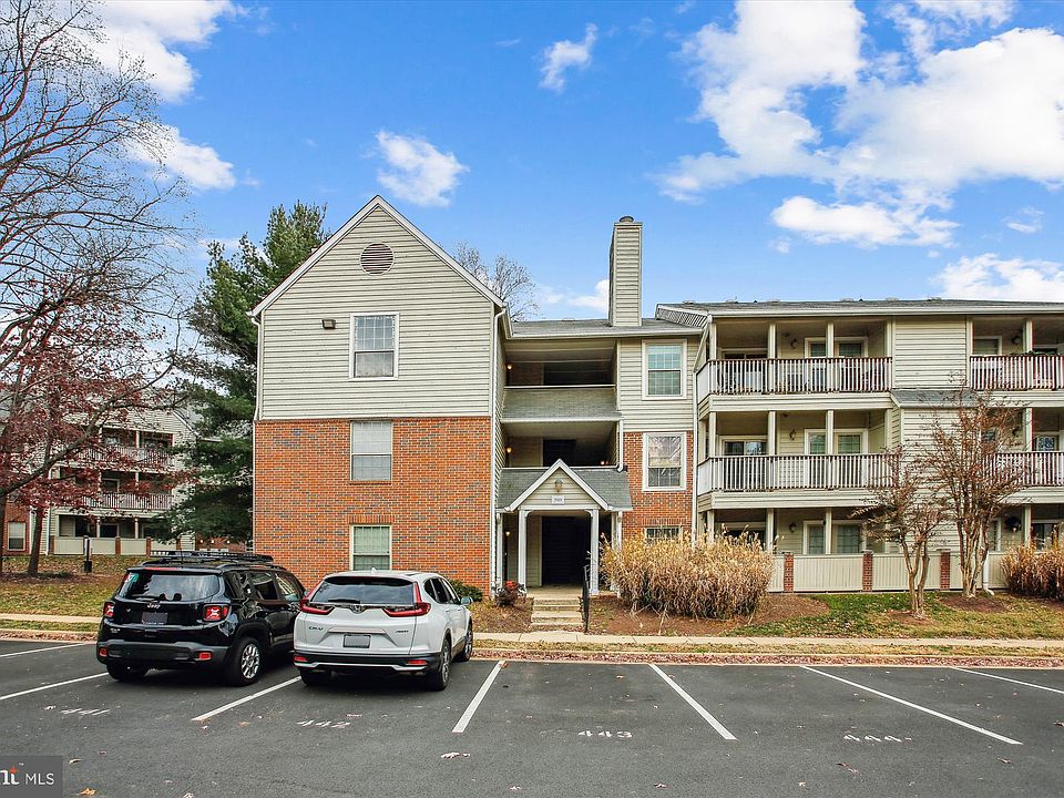 1st image of 3919 Penderview Dr APT 1832