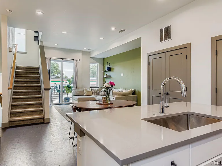 1280 E Hampden Ave #B — Photo 8