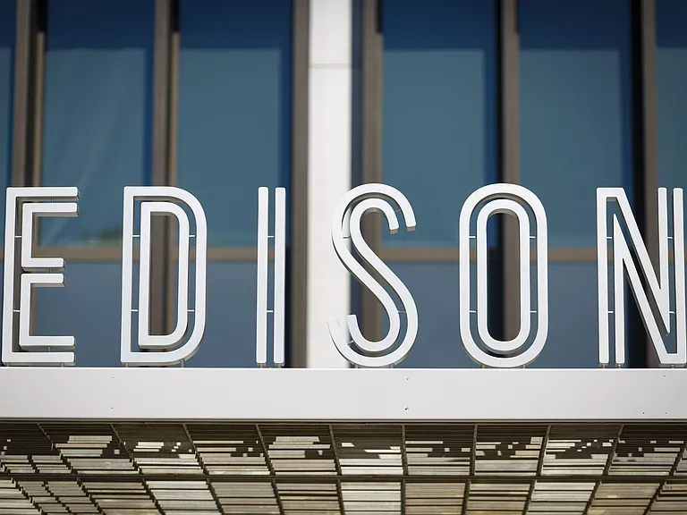 Edison Long Beach — Photo 12