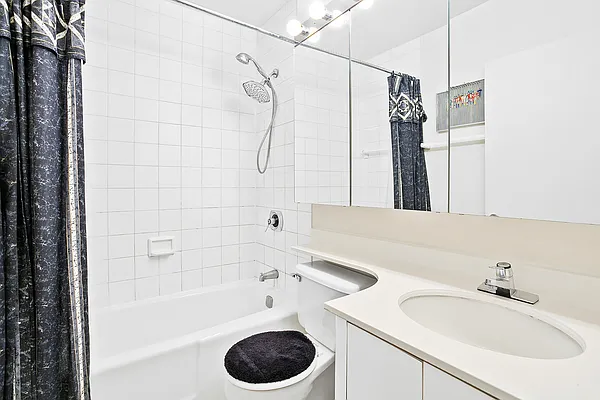 Rented by Compass | media 10