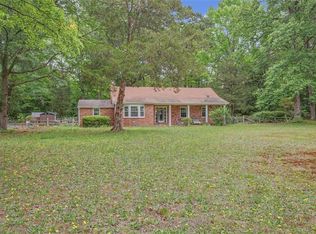 3597 Hickory Fork Rd, Gloucester, VA 23061