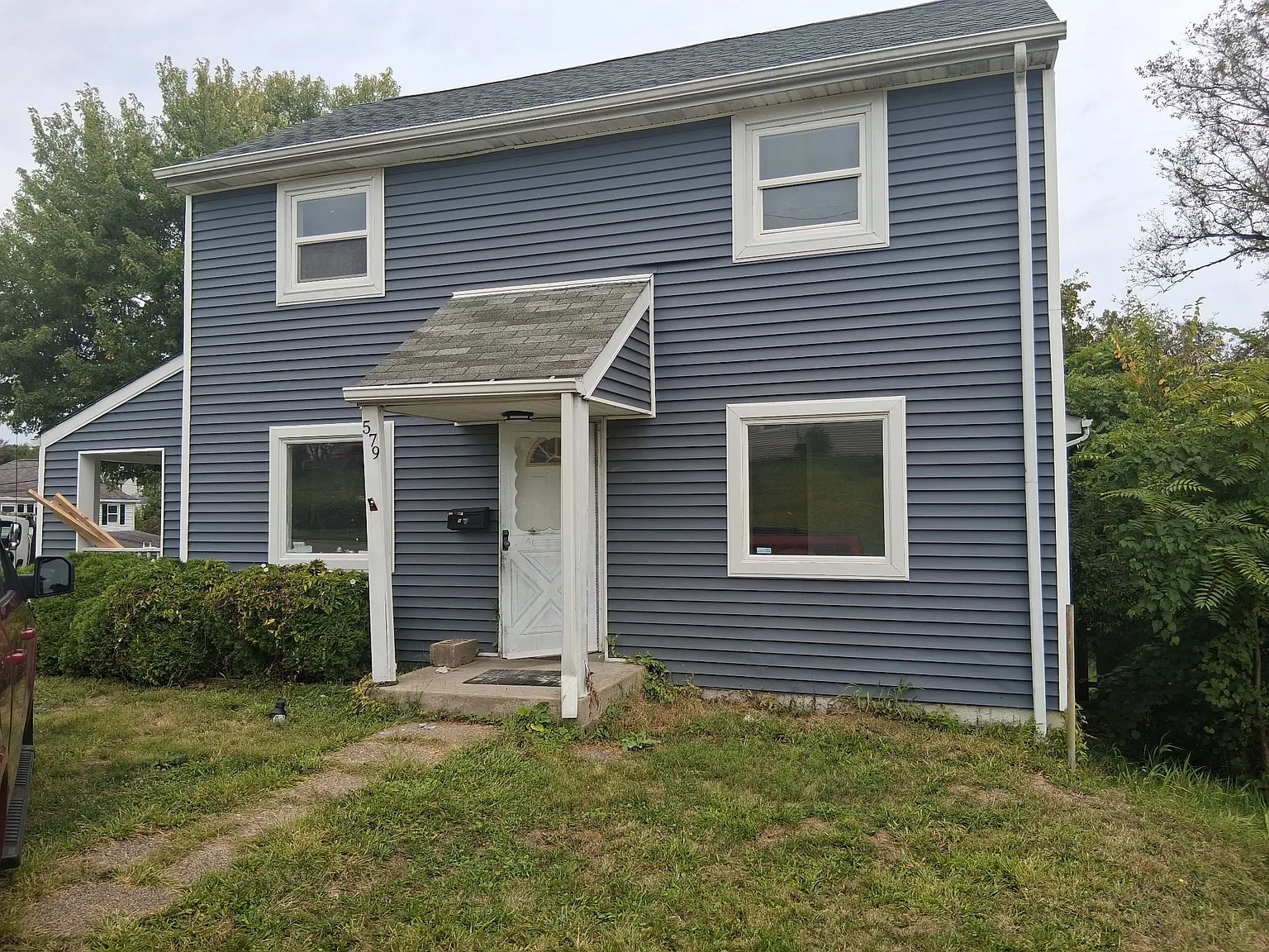 579 Independence Dr photo 1