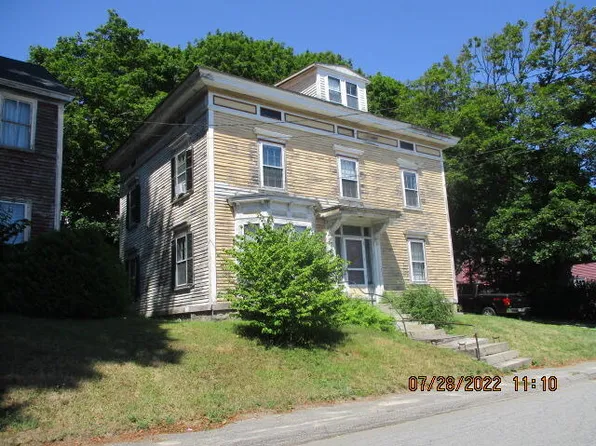 706 N MIDDLE Street N, Bath, ME 04530