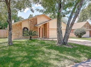 9507 Charter Ridge Dr, Houston, TX 77070