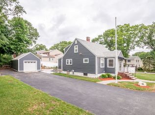 30 Maple Ave, Woburn, MA 01801