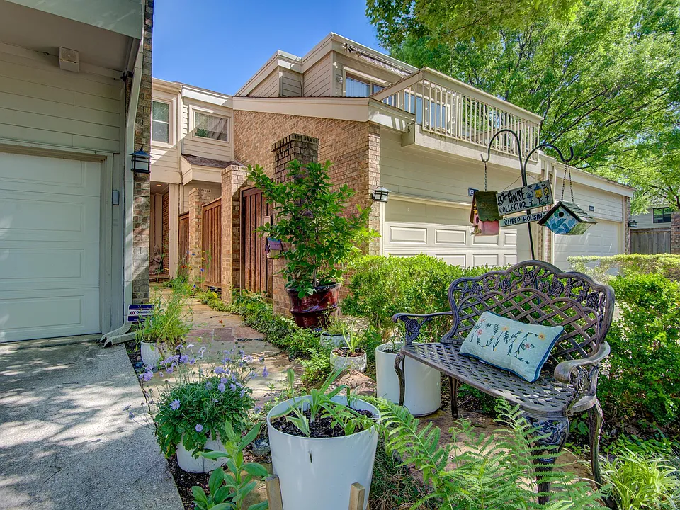 6840 E Northwest Hwy