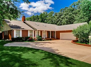 1403 NW 11th St, Bentonville, AR 72712