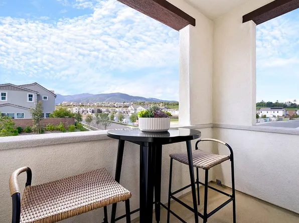 2543 Sprout Ln #101, Corona, CA 92883