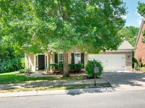 1540 Indian Hawthorne Ct, Brentwood, TN 37027
