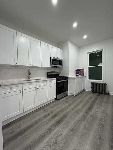739 43rd St #1 Photo 1