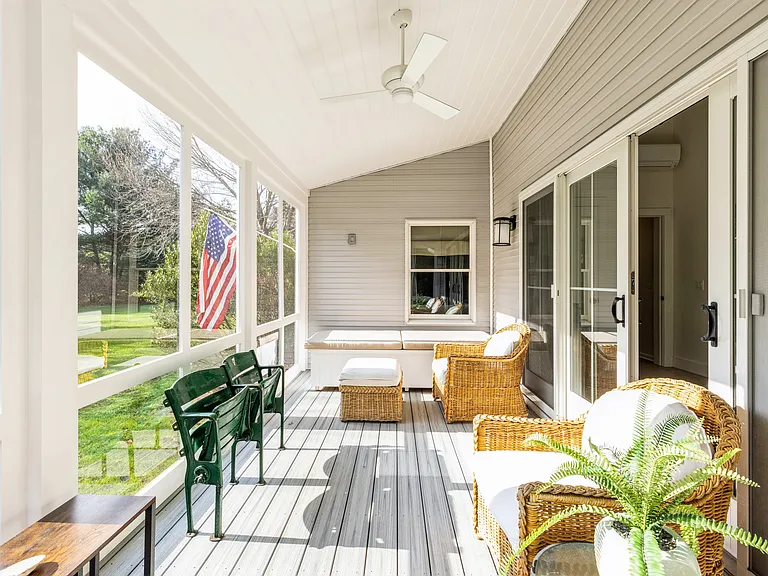 122 Strongs Ln — Photo 9