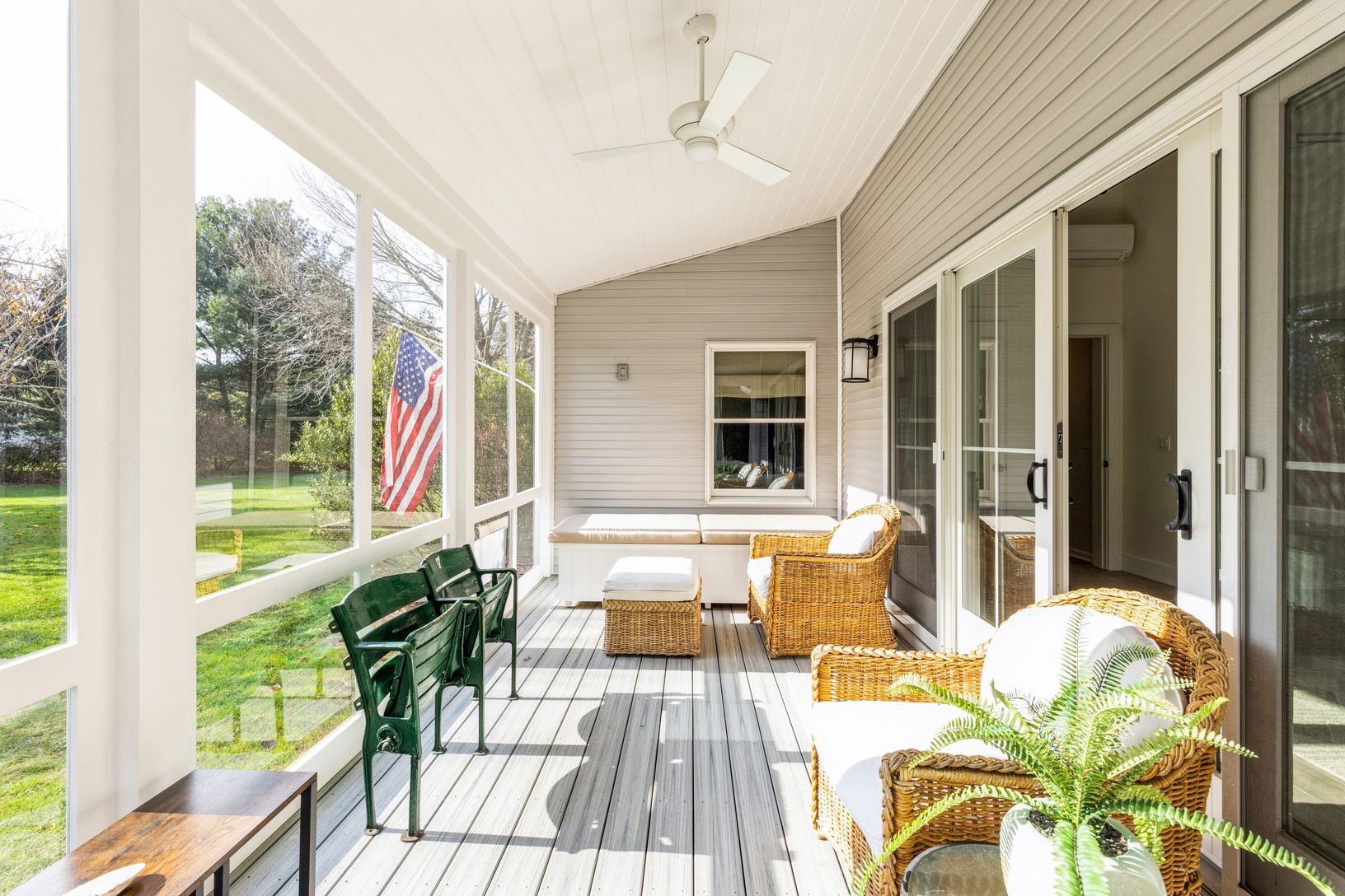  master porch area