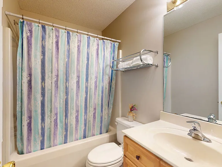 670 Emerald Cove Dr — Photo 23