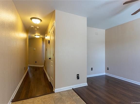 4th image of 186 Hunter Park Dr