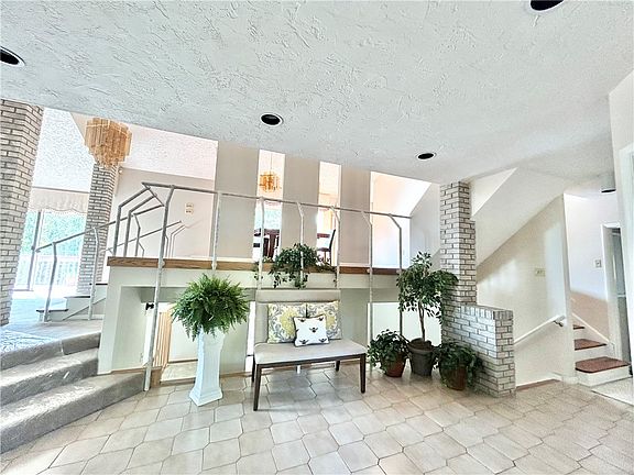 4th image of 5005 Clydesdale Ct