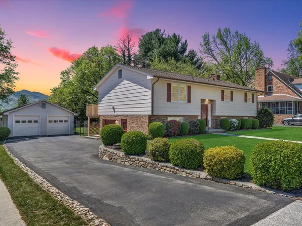 1620 Narcissus St, Salem, VA 24153