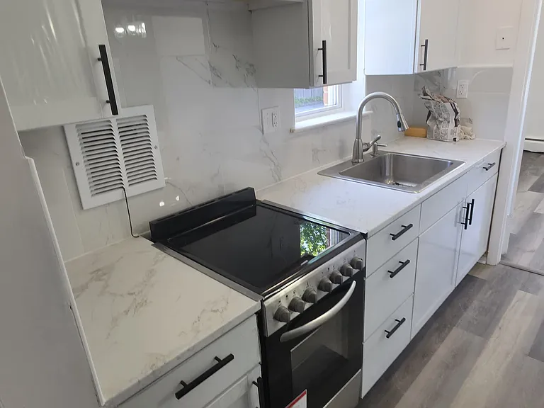 211 Birdseye St #2A — Photo 14