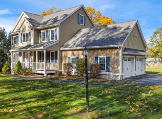 11 Checkerberry Ln, Chelmsford, MA 01824
