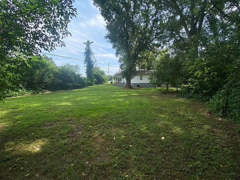 2301 Acme Rd — Photo 15