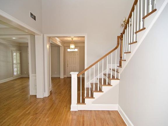 3rd image of 3115 Weston Pl NW