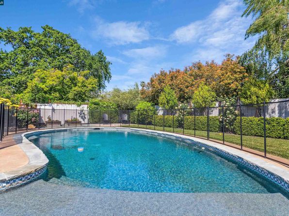 2336 Welsh Ct, Walnut Creek, CA 94598