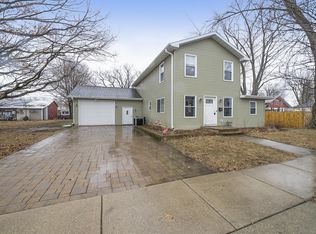 106 N Jackson Ave, Polo, IL 61064