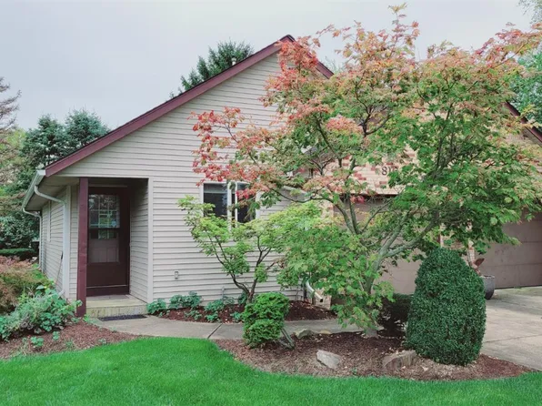 816 Martha Dr, Huron, OH 44839