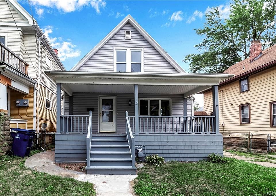 1st image of 15 Wyandotte Ave