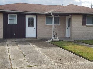 2121 Edgar Dr, Violet, LA 70092