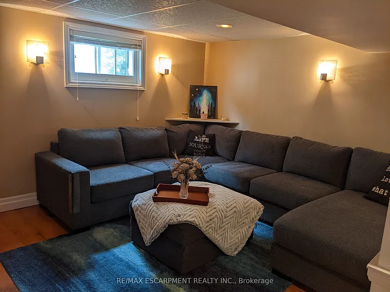 257 Dundonald Ave — Photo 13