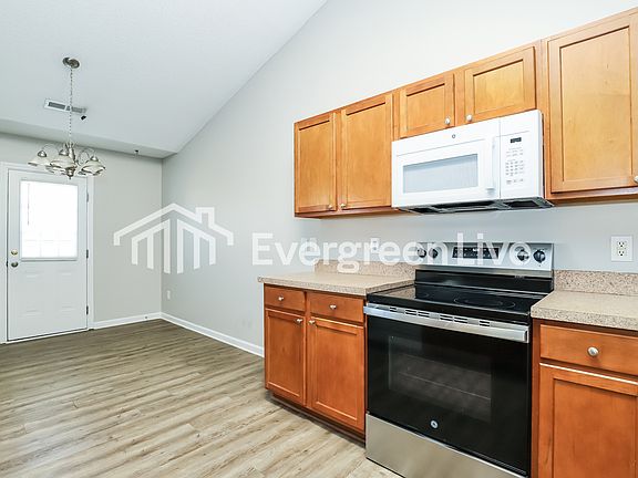 4th image of 3509 Hirank Ct