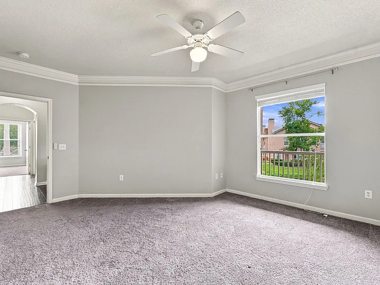 10436 Villa View Cir — Photo 16